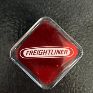BOUTON MAXI FREIGHTLINER CARRE ROUGE