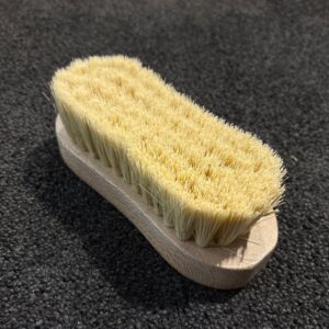 BROSSE POUR TISSU