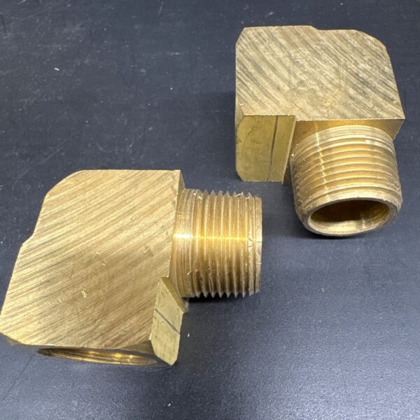 COUDE 90 DEG 3/4 FPT X 3/4 MPT