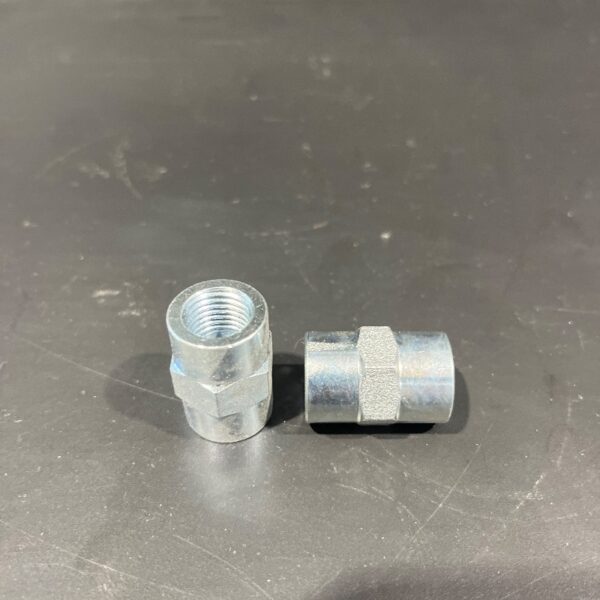 FITTING COUPLER 1/4 FPT (RESERVOIR FUEL)