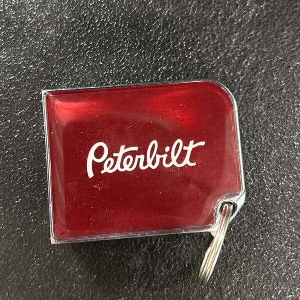 GROS CACHE-CLE PETERBILT ROUGE/CHROME