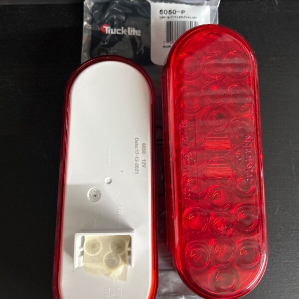 LUMIERE 6 POUCES ROUGE OVALE TRUCKLITE