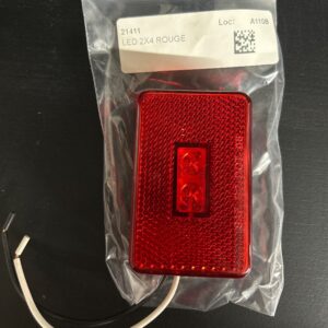 LUMIERE LED  RECTANGULAIRE ROUGE 3 x 2