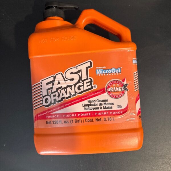 NETTOYANT A MAIN ``FAST ORANGE``