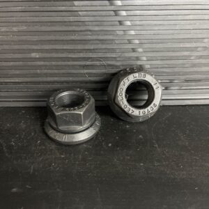 NOIX DE ROUE