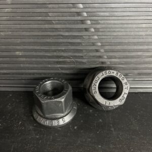 NOIX DE ROUES (POUR STUDS)