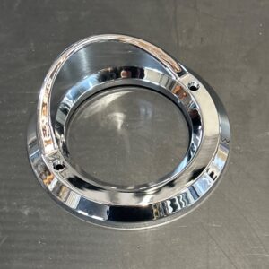 PROTECTEUR/ TOUR DE LUMIERE CHROME 2 POUCES 1/2
