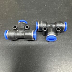 RACCORD RAPIDE EN T 1/4 PLASTIQUE