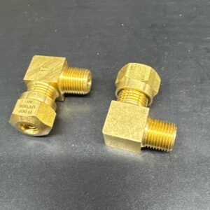 RACCORD AB COUDE 90 1/4 T X 1/8 MPT