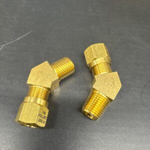 RACCORD COUDE 45 DEGRES 3/8 T X 1/4 MPT