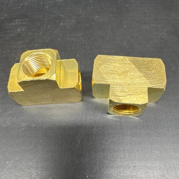 RACCORD EN T F/F/F NPT 3/8"