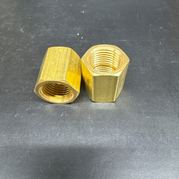 RACCORD PRODUIT EN LAITON