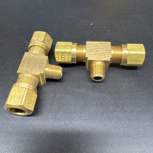 RACCORD T 3/8T X 1/8 MPT