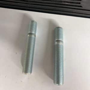 STUD DE ROUE / BOULON DE ROUE