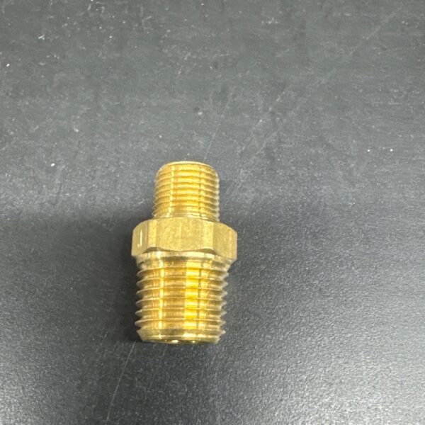 UNION MALE NPT HEX 1/4-1/8 RACCORD / FITTING