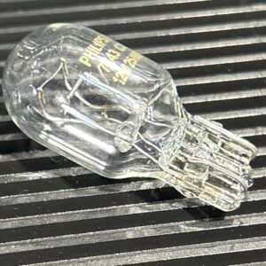 AMPOULE / BULB 7443 (VENDU/UNITE)