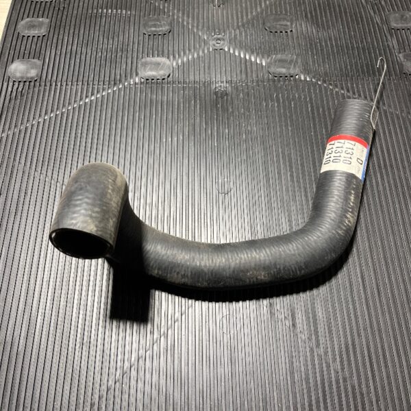 BOYAU DE RADIATEUR MOULE