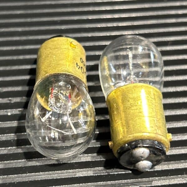 AMPOULE / BULB 1004 2 CONTACTS