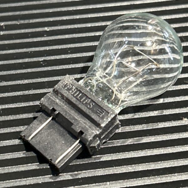 AMPOULE / BULB 3157