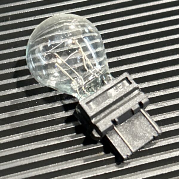 BULBE DE LUMIERE 3057