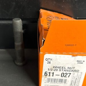 ECROU DE ROUE / NUT DE ROUE