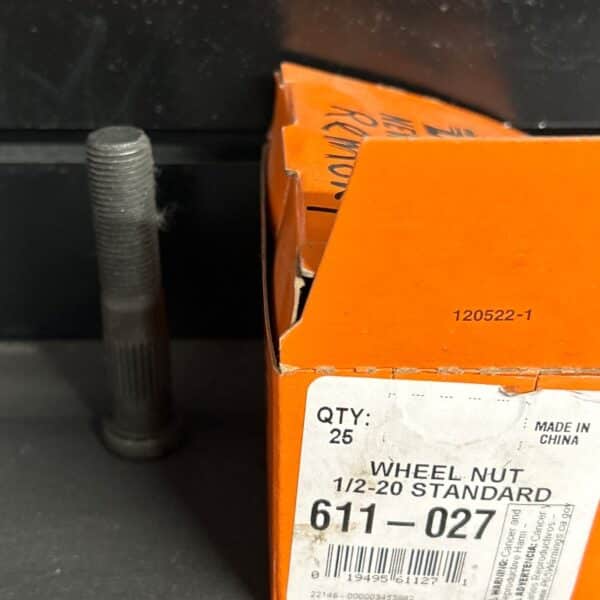 ECROU DE ROUE / NUT DE ROUE