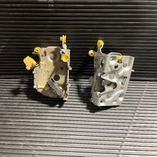 LATCH PORTE GAUCHE POUR STERLING