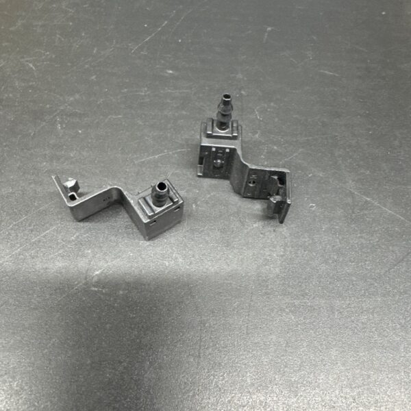 NOZZLE 2 TROUS POUR LAVE-VITRE