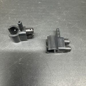 NOZZLE-WASHER LH LAVE VITRE / PISSETTE LAVE-VITRE