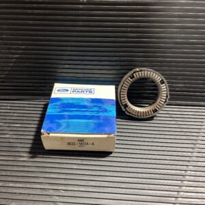 NUT D'ESSIEU FORD 8C3Z-1A124-A