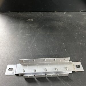 SUPPORT POUR 4 CIRCUITS BREAKER / BRACKET