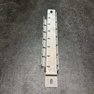 SUPPORT POUR 6 CIRCUITS BREAKER / BRACKET