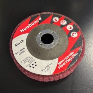ROULETTE ABRASIVE 4 POUCES ROUGE GRAINS 320