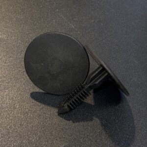 ATTACHE FINITION SAPIN FORD (DASH)