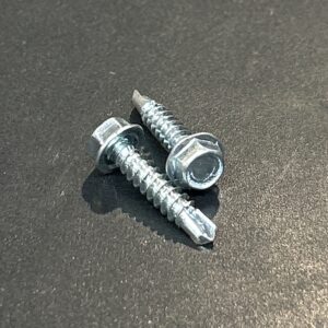 VIS AUTO-PERCANT 10 X 1/2