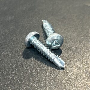 VIS AUTO-PERCANT 14 X 1